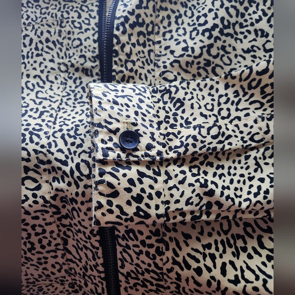 Volcom Yellow and Black Animal Print Jacket Size M NWOT - Picture 6 of 9
